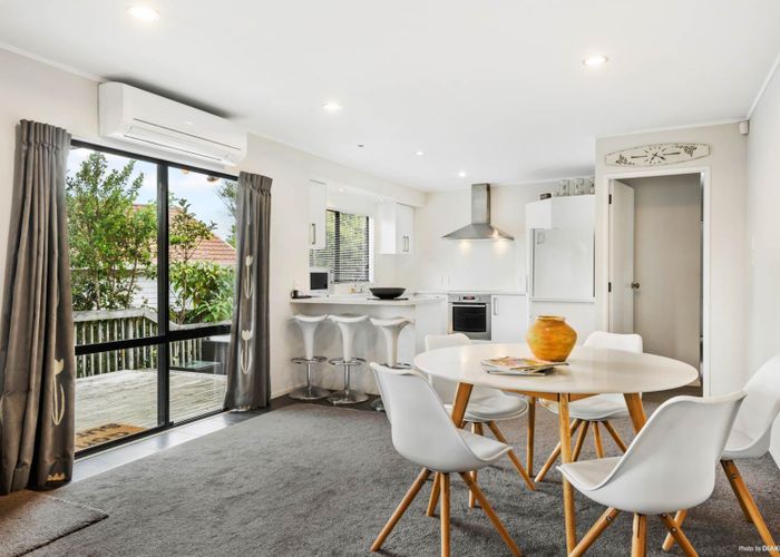  at 23 Mercury Lane, Windsor Park, Auckland