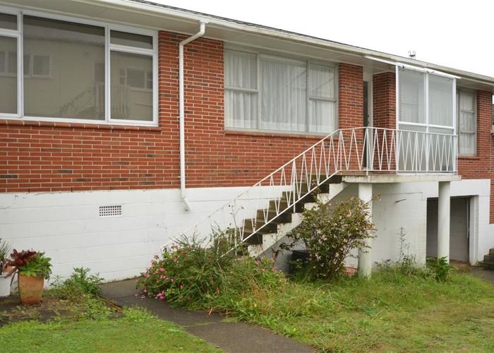  at 2/29 Clonbern Road, Remuera, Auckland City, Auckland