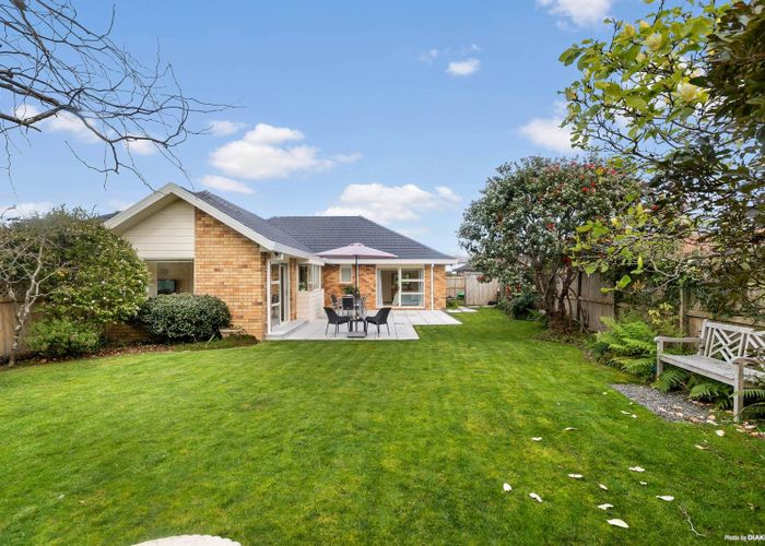  at 3 Travers Place, Northpark, Manukau City, Auckland