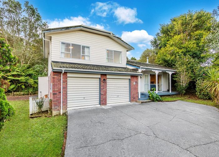  at 2/112 Nigel Road, Browns Bay, Auckland