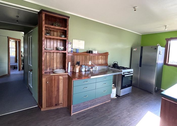  at 108 Main Road, Blackball, Greymouth