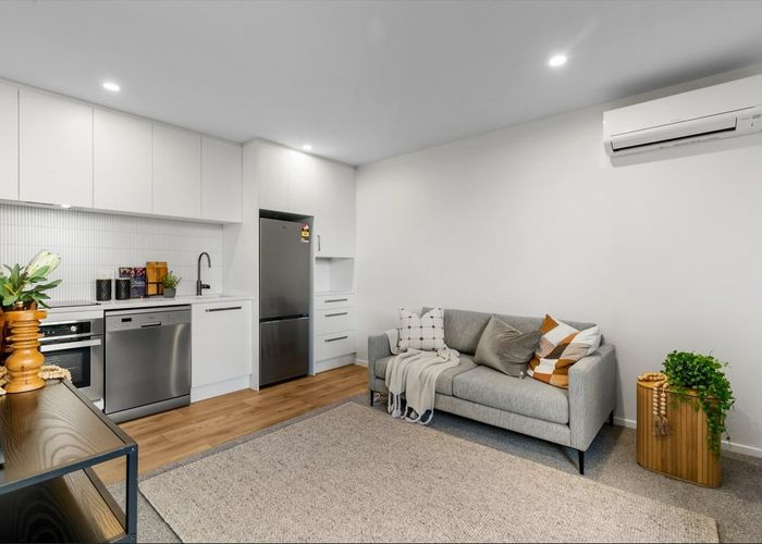  at 1/26 Cashel Street, City Centre, Christchurch City, Canterbury