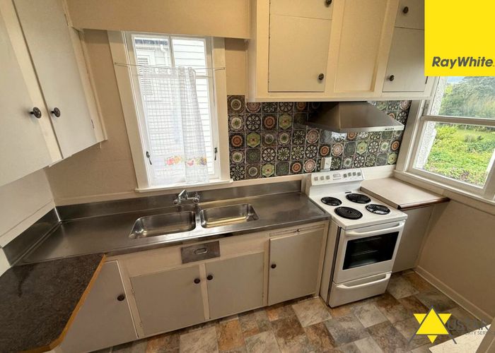  at 13 Roberton Road, Avondale, Auckland City, Auckland