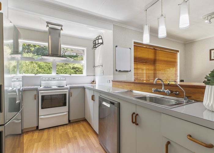  at 4 Dell Way, Judea, Tauranga