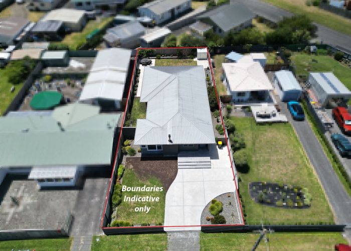  at 12 Hart Street, Foxton Beach, Horowhenua, Manawatu / Whanganui