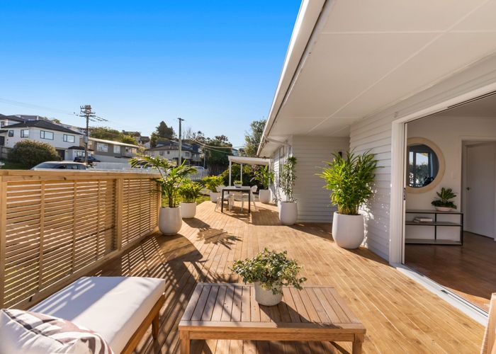  at 13 Becroft Drive, Forrest Hill, North Shore City, Auckland
