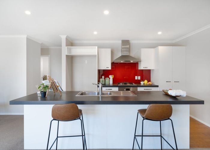  at 9 Ken Douglas Drive, Aotea, Porirua, Wellington