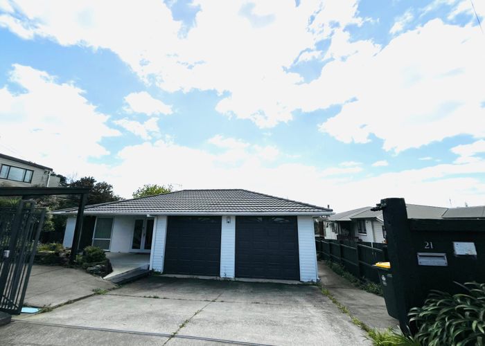  at 21 Bleakhouse Road, Mellons Bay, Manukau City, Auckland