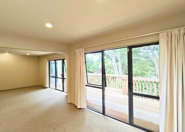  at 2/177 Mokoia Road, Birkenhead, North Shore City, Auckland