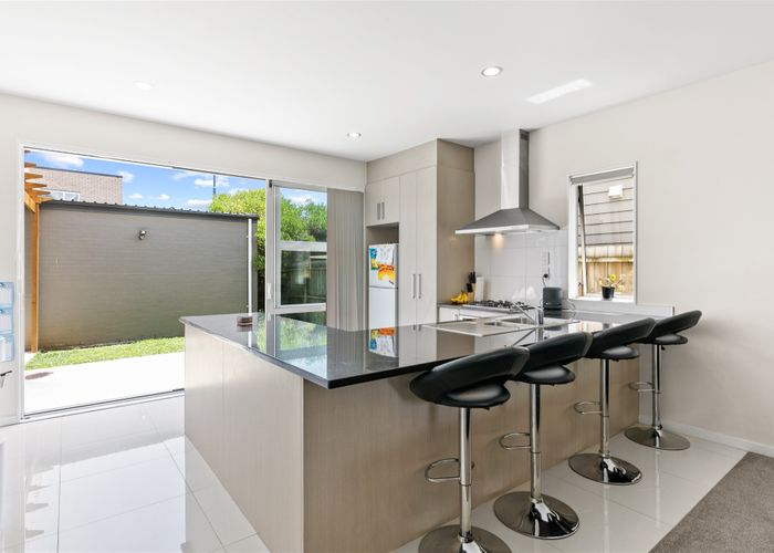  at 24 Hakawai Avenue, Takanini, Auckland