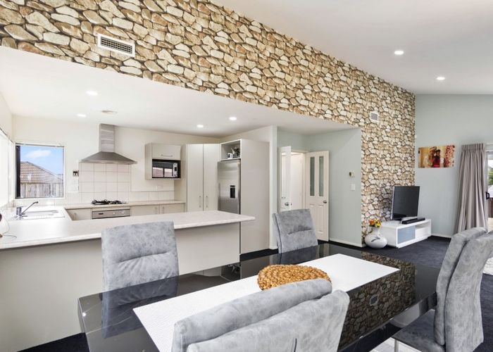  at 4 Ronald Scott Grove, Riverstone Terraces, Upper Hutt
