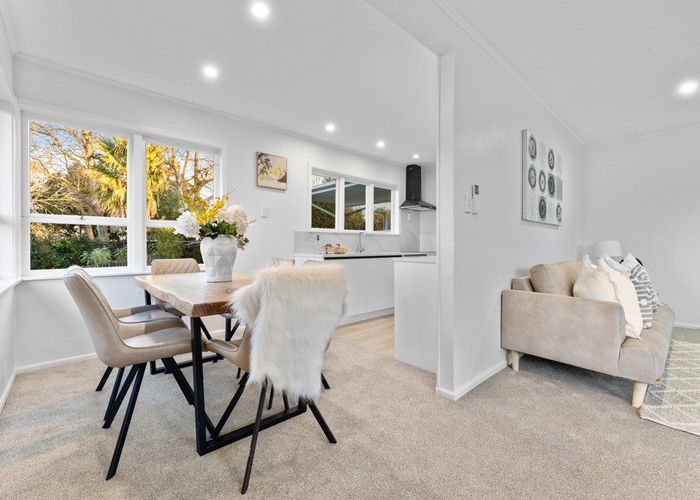  at 22 Mcclintock Road, Massey, Waitakere City, Auckland