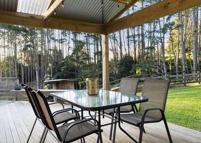  at 52 Panorama Drive, Welcome Bay, Tauranga