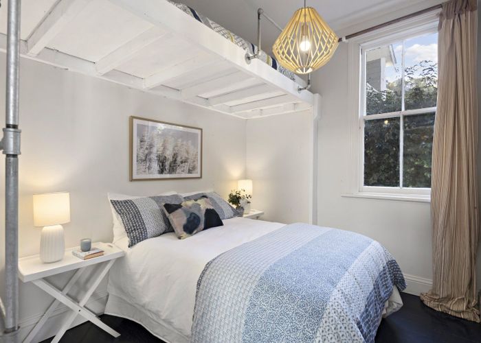  at 397 Karaka Bay Road, Karaka Bays, Wellington