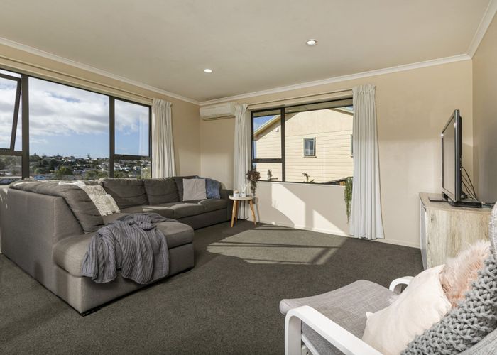  at 49 Carillon Place, Massey, Auckland