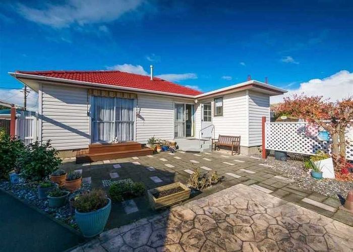  at 142 Springs Road, Hornby, Christchurch