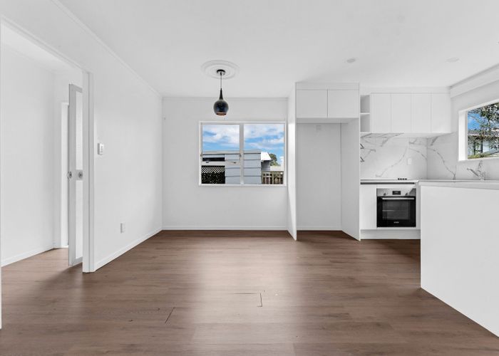  at 1/11 Justamere Place, Weymouth, Manukau City, Auckland