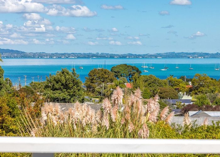  at 152 Ocean View Road, Oneroa, Waiheke Island, Auckland