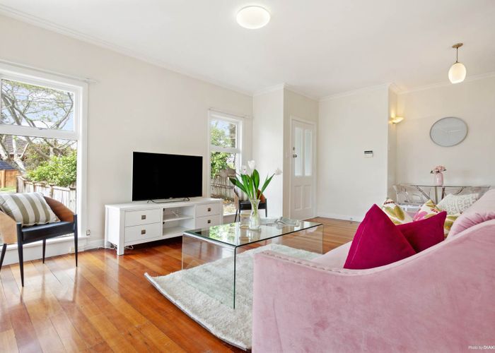  at 1/15 Carlton Street, Hillsborough, Auckland