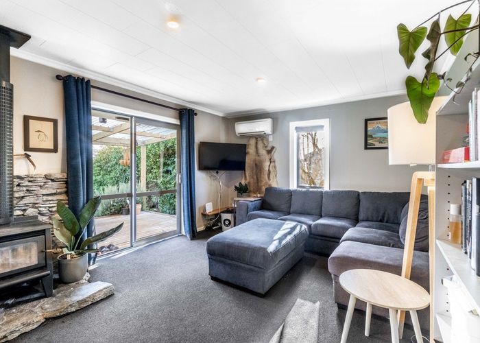  at 23 Ottrey Street, Clifton, Invercargill