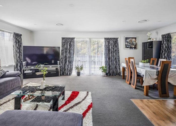  at 2 Abbey Way, Whitby, Porirua