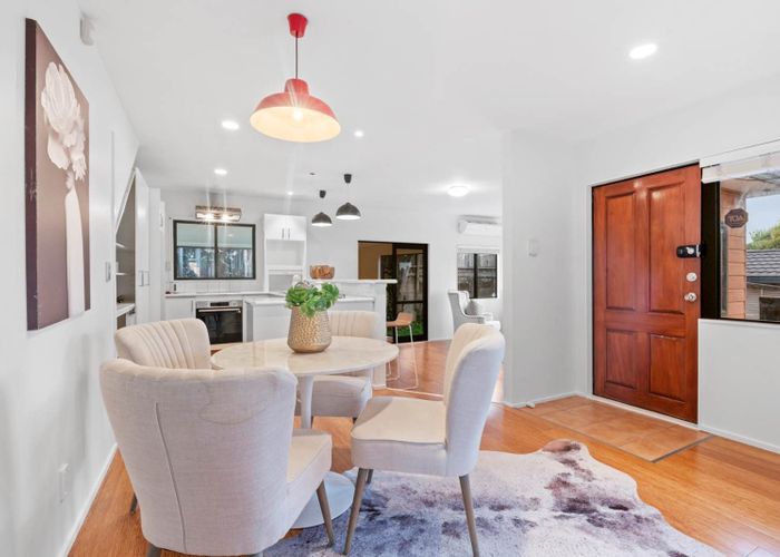  at 3/6 Woodall Place, Totara Vale, North Shore City, Auckland