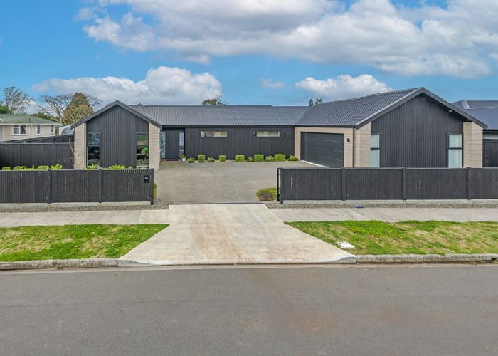  at 32 Ashford Avenue, Hokowhitu, Palmerston North, Manawatu / Whanganui