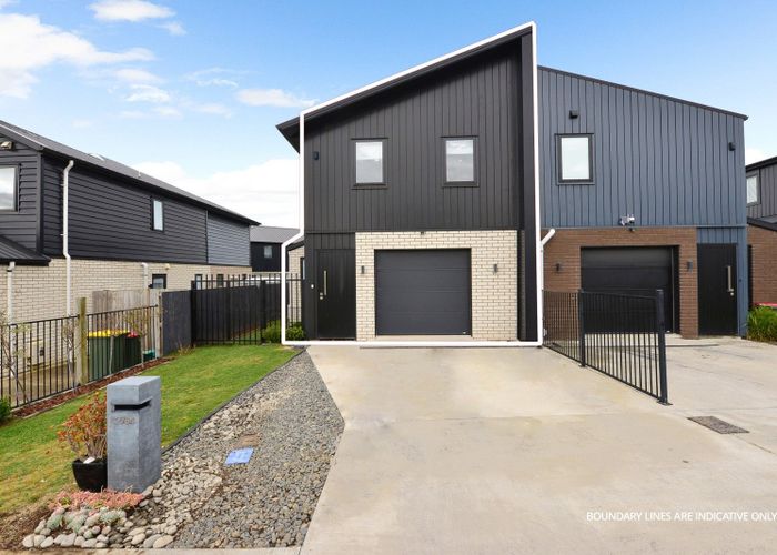  at 2/64 Cabourne Drive, Glenview, Hamilton, Waikato