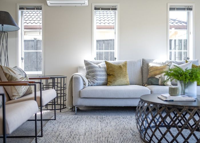  at 8 Plantation Avenue, Flat Bush, Auckland