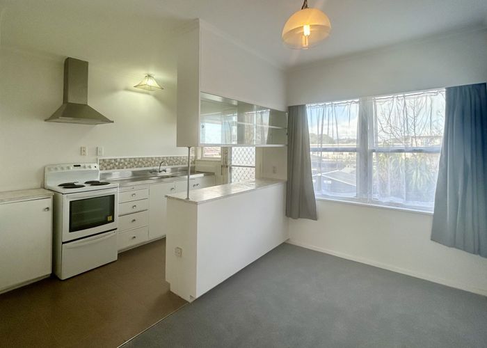  at 4/12 Eden View Road, Sandringham, Auckland City, Auckland