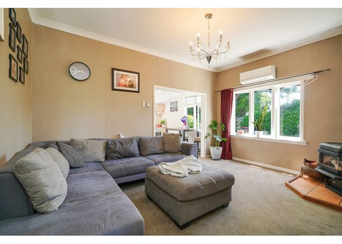  at 12 Mclew Road, Kennington