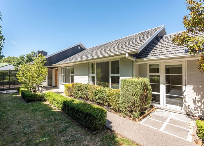  at 98 Roberta Drive, Somerfield, Christchurch