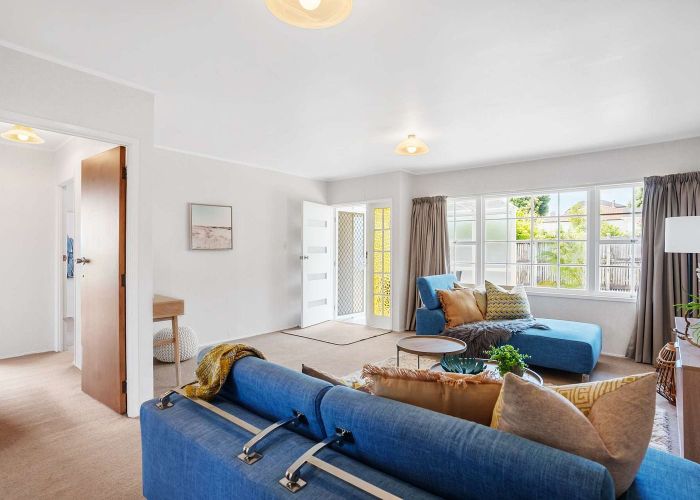  at 1/52 Galsworthy Place, Bucklands Beach, Manukau City, Auckland