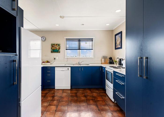  at 17 Sealy Road, Torbay, North Shore City, Auckland