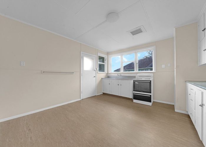  at 16 Angus Street, Otara, Manukau City, Auckland