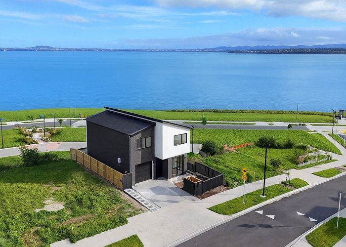  at 82 Picnic Point Road, Hobsonville, Waitakere City, Auckland