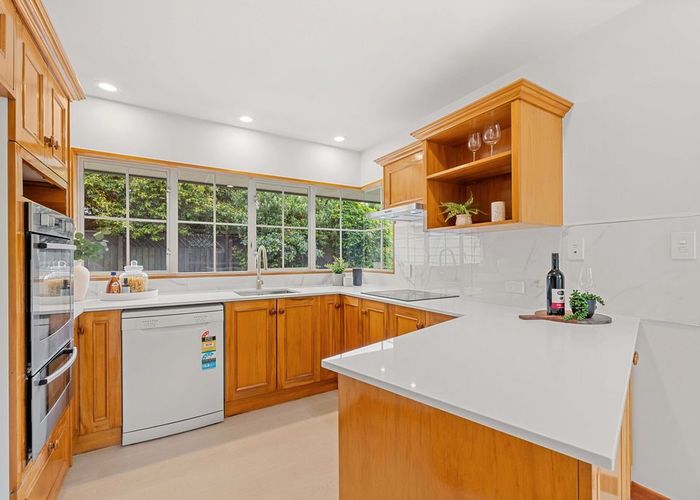  at 2/7A Toorak Avenue, Avonhead, Christchurch City, Canterbury