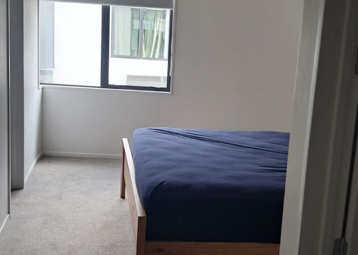  at 20 Mina Way, Browns Bay, North Shore City, Auckland