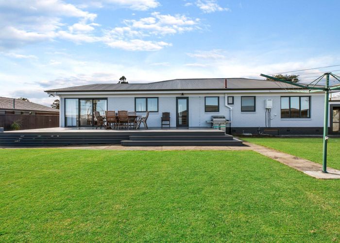  at 82 Racecourse Road, Waiuku, Waiuku