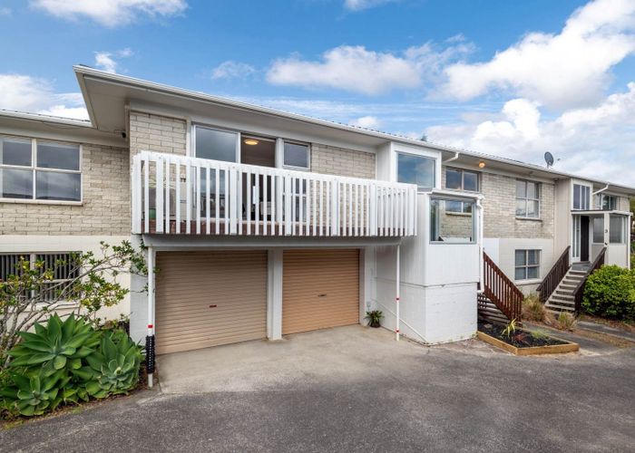  at 2/41 Jutland Road, Hauraki, Auckland
