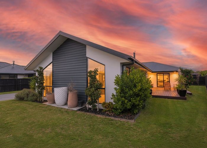  at 19 Glenturret Drive, Casebrook, Christchurch City, Canterbury