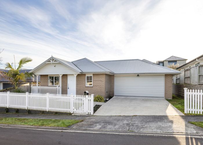  at 6 Queens Park Crescent, Frankton, Hamilton