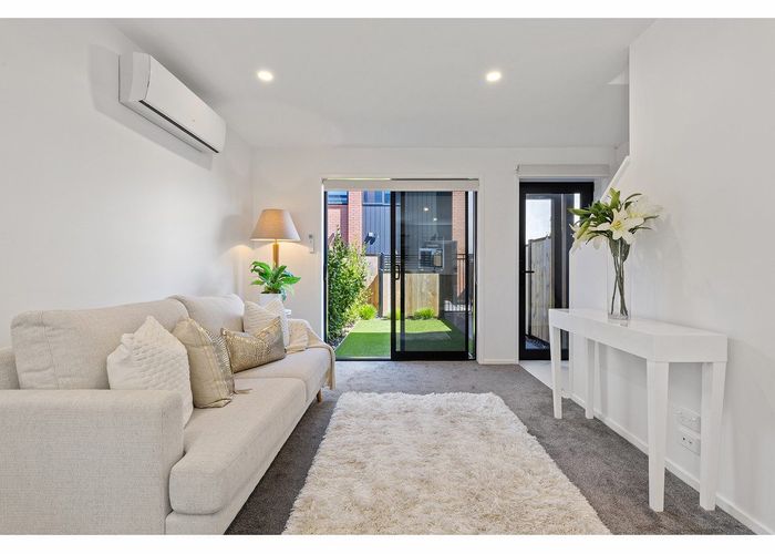  at 6/30 Aberdeen Street, Christchurch Central, Christchurch