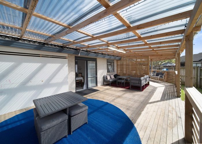  at 10 Horlicks Place, Randwick Park, Auckland