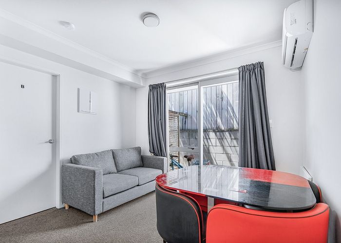  at 6/30 Hunter Street, Hamilton Lake, Hamilton, Waikato