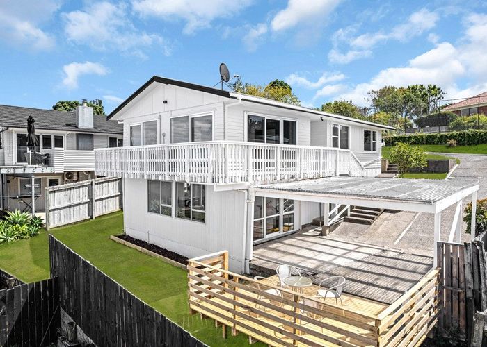  at 9 Colmar Road, Mellons Bay, Manukau City, Auckland
