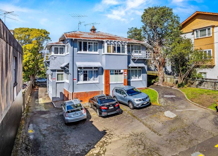  at 118 Grafton Road, Grafton, Auckland City, Auckland