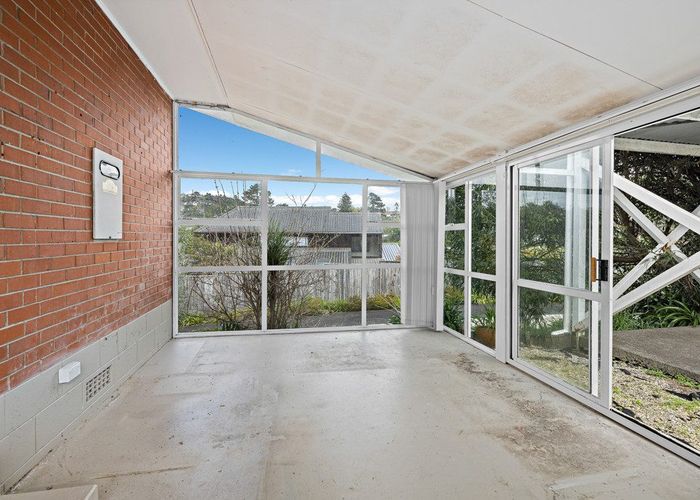  at 17 Helvetia Drive, Browns Bay, Auckland