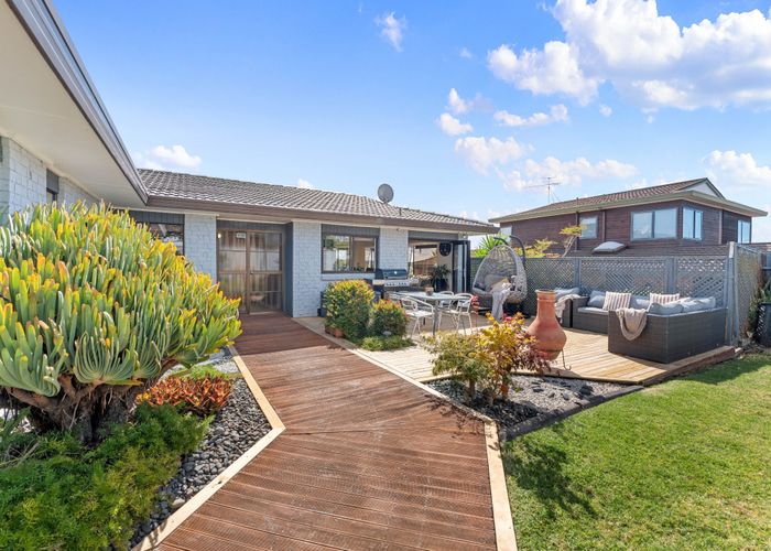  at 37 Pigeon Mountain Road, Half Moon Bay, Manukau City, Auckland