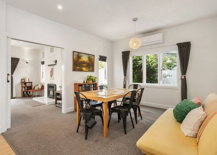  at 8 Bradshaw Terrace, Riccarton, Christchurch